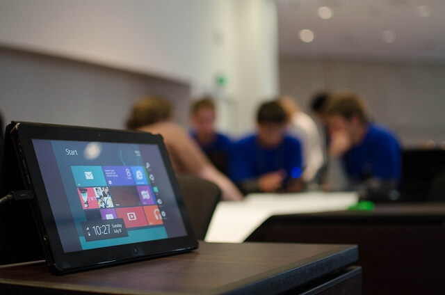 City of Liverpool College faculty gives top marks to Lenovo Tablet 2